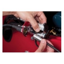 VNT Przednie gniazdo 12V 4500 / 70.4104