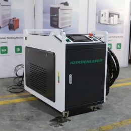 Maszyna do czyszczenia laserem Igoldenlaser iGCL-HC 3000W głowica dwuosiowa